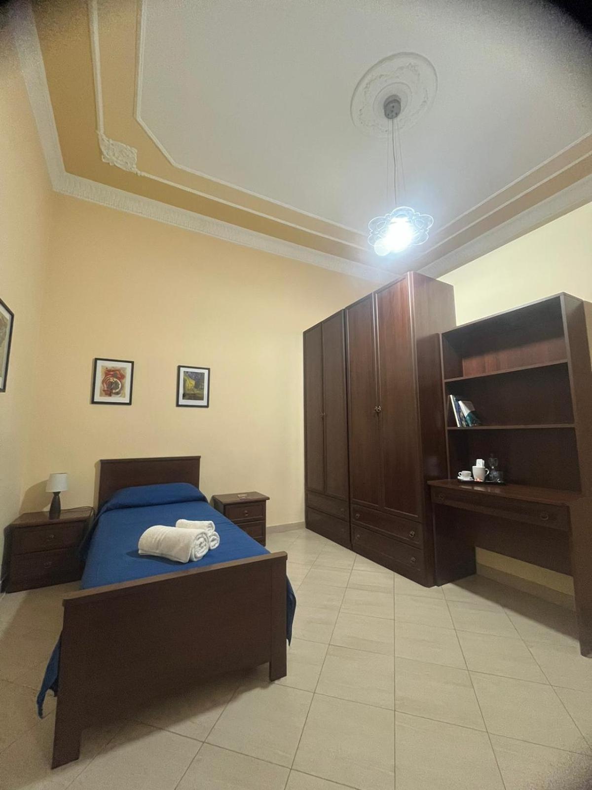 Hotel Narbone 42 à Palerme Extérieur photo